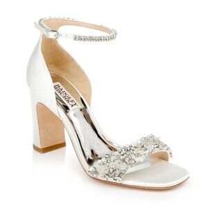 Badgley Mischka Size 6.5 White Satin‎ Floral Jeweled Dress Sandals Heels Shoes